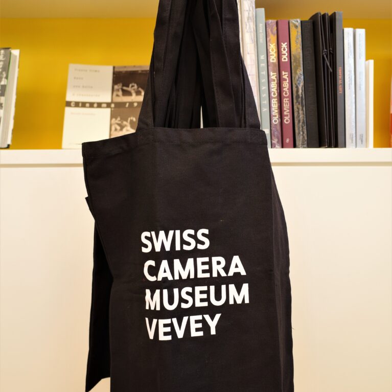 Musée suisse de l'appareil photographique.