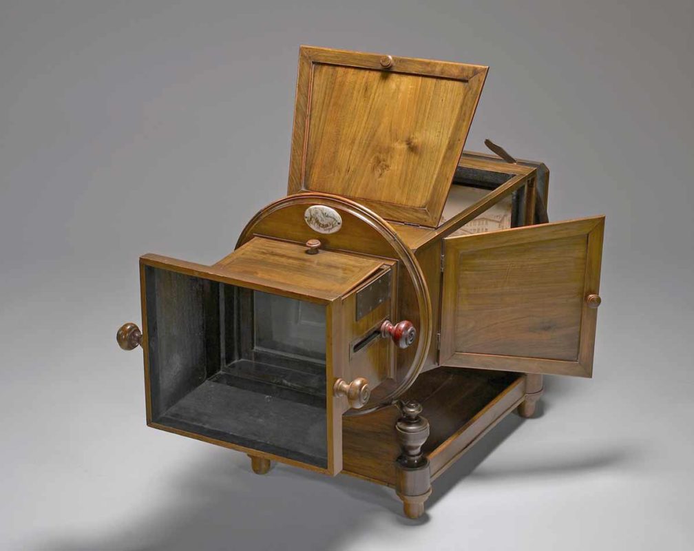 Mégalétoscope de Carlo Ponti, commercialisé par Carlo Naya, vers 1860
